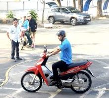 Học lái xe mô tô Tư thục Bình Dương